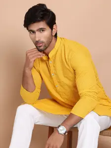 Anouk Men Geometric Embroidered Chikankari Kurta