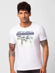 SPYKAR Men Typography Printed Slim Fit Cotton T-shirt