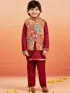 VASTRAMAY Boys Mandarin Collar Regular Kurta With Pyjama & Embroidered Nehru Jacket