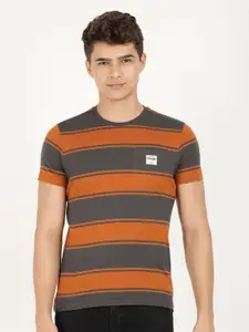 Wrangler Men Striped Round Neck Cotton T-shirt
