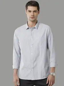 Voi Jeans Men Skinny Fit Clean Look No Fade Jeans