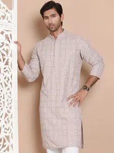 Jompers Men Geometric Embroidered Sequinned Kurta
