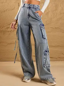 SASSAFRAS Women Straight Fit High-Rise Mildly Distressed Heavy Fade Stretchable Jeans