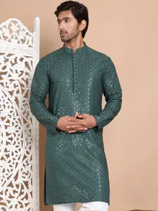 Jompers Men Geometric Embroidered Sequinned Kurta
