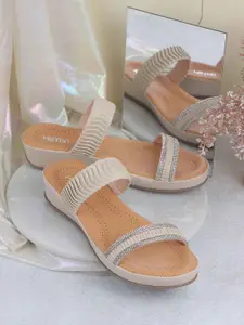 Metro Textured Comfort Peep Toes with Bows