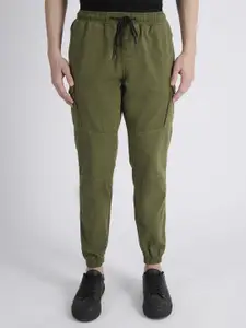 The Roadster Lifestyle Co Men Solid Mid-Rise Pure Cotton Cargo