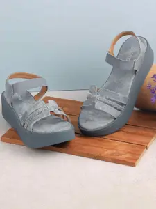 Metro Women Comfort Sandals