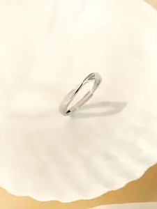 SOHI Silver-Plated Metallic Tourbillon Finger Ring