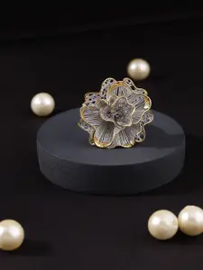 DIAVO 925 Sterling Silver Rhodium-Plated Studded Finger Ring