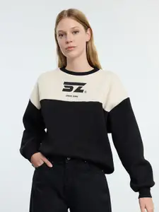 Trendyol Women Sweatshirt