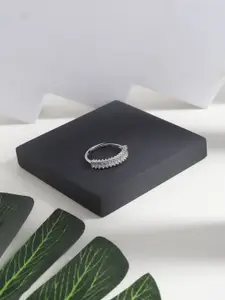 DIAVO 925 Sterling Silver Rhodium-Plated Stone Studded Crowned Chic Band Finger Ring