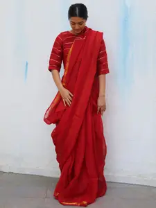 Chidiyaa Solid Zari Saree With Blouse Piece