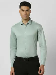Van Heusen Men Spread Collar Solid Cotton Slim Fit Formal Shirt