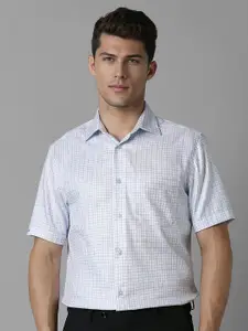 Louis Philippe Men Classic Spread Collar Checked Cotton Formal Shirt