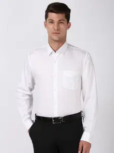 Peter England Men Spread Collar Checked Cotton Slim Fit Formal Shirt