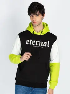 Status Quo Men Colourblocked Hooded Pullover Cotton Sweatshirt