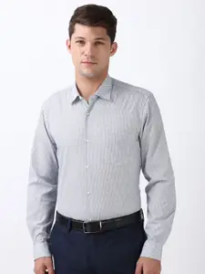 Peter England Men Spread Collar Geometric Printed Cotton Formal Shirt