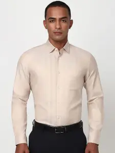 Peter England Elite Men Spread Collar Textured Printed Cotton Slim Fit Formal Shirt