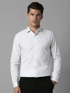 Louis Philippe Sport Men Super Spread Collar Geometric Printed Cotton Formal Shirt