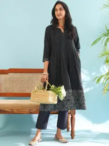 JAYPORE Floral Printed Notch Neck A Line Kurta