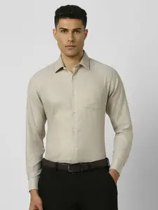 Van Heusen Men Spread Collar Solid Cotton Formal Shirt