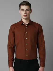 Louis Philippe Men Spread Collar Solid Cotton Slim Fit Formal Shirt