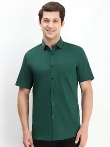 Allen Solly Men Spread Collar Solid Cotton Slim Fit Casual Shirt