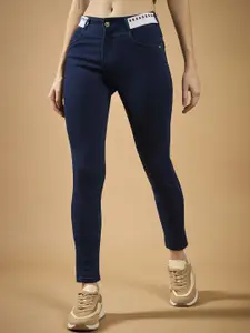 DOLCE CRUDO Women Skinny Fit Mid Rise Twill Tape Detailing Denim Stretchable Jeans