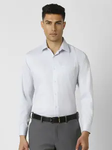 Van Heusen Men Spread Collar Checked Cotton Formal Shirt