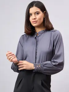 Style Quotient Women Solid Mandarin Collar Top