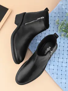 The Roadster Lifestyle Co Women Chelsea Boots