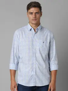 Louis Philippe Sport Men Spread Collar Checked Cotton Slim Fit Casual Shirt