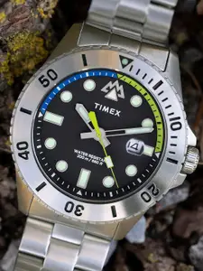 Timex Men Dial & Stainless Steel Bracelet Style Straps Analogue Watch TW2W41900X6