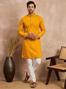 House of Pataudi Floral Embroidered Pure Cotton Straight Kurta