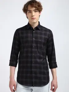 Tommy Hilfiger Men Classic Spread Collar Tartan Checked Cotton Casual Shirt