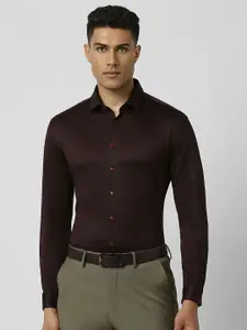 Van Heusen Men Spread Collar Checked Cotton Slim Fit Formal Shirt