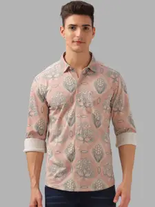 BULLMER Men Spread Collar Floral Printed Cotton Casual Shirt