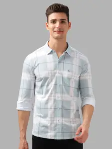BULLMER Men Spread Collar Checked Cotton Casual Shirt
