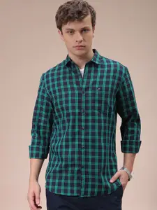 The Indian Garage Co Men Spread Collar Checked Cotton Slim Fit Casual Shirt