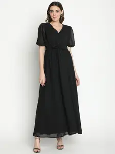 The Roadster Lifestyle Co Fit & Flare Women Maxi Dress