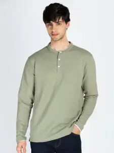 Status Quo Men Solid Henley Neck Cotton T-shirt