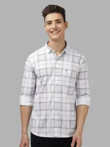 BULLMER Men Spread Collar Checked Cotton Casual Shirt