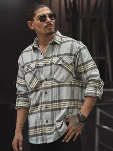 Powerlook Men Spread Collar Tartan Checked Casual Shirt