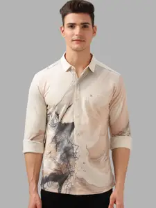 BULLMER Men Spread Collar Abstract Printed Cotton Casual Shirt