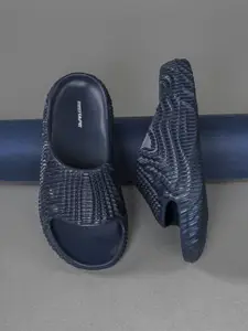 Red Tape Men Rubber Sliders