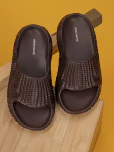 Red Tape Women Rubber Sliders