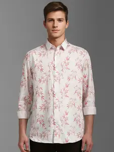 Louis Philippe Sport Men Classic Spread Collar Floral Printed Cotton Casual Shirt