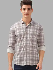 BULLMER Men Spread Collar Checked Cotton Casual Shirt