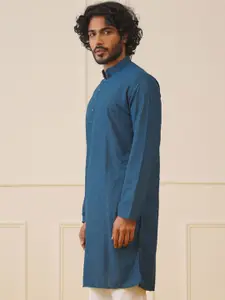 Jompers Men Embroidered Mandarin Collar Cotton Kurta