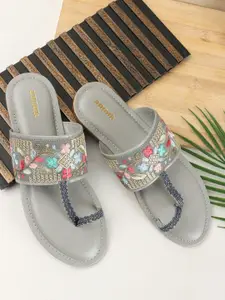 Anouk Women Ethnic Open Toe Flats